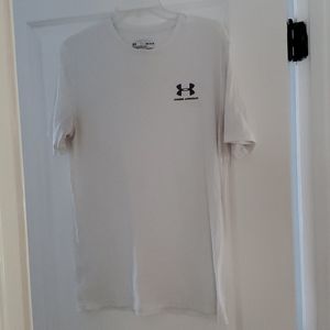 Under Armour T